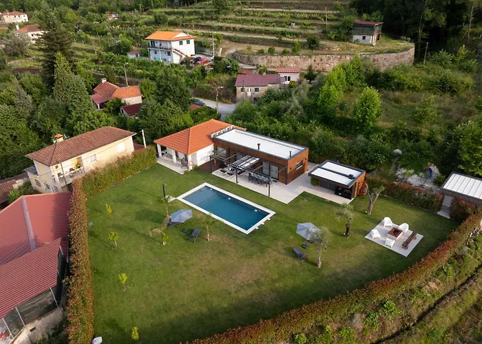 Refugio Das Oliveiras, Mondim De Bastos